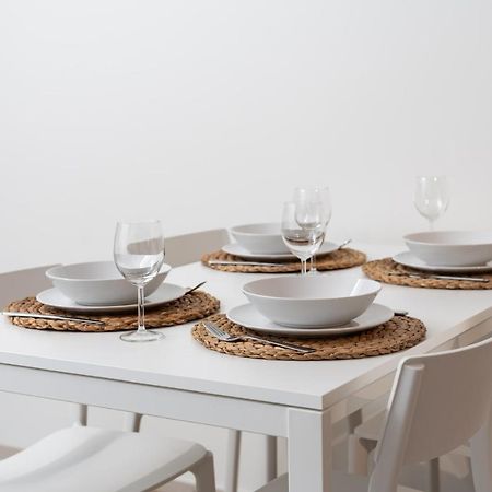Uleabo Modern 37M2 Studio Oulu Bagian luar foto